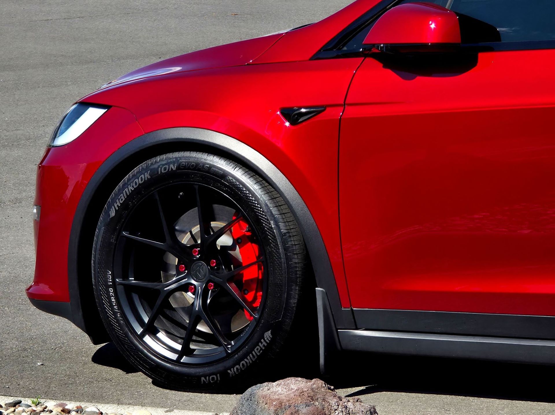 ULTRAFIT tint tools and microfiber in the VMR bay